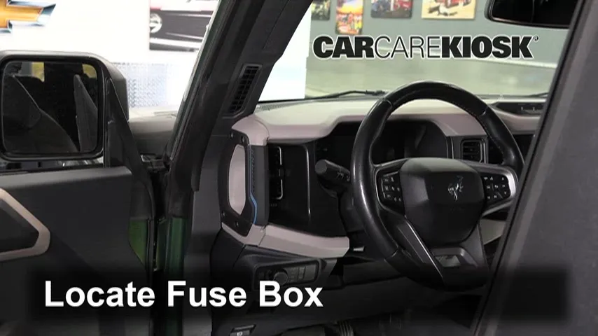 2022 Ford Bronco Black Diamond 2.7L V6 Turbo Fusible (interior)